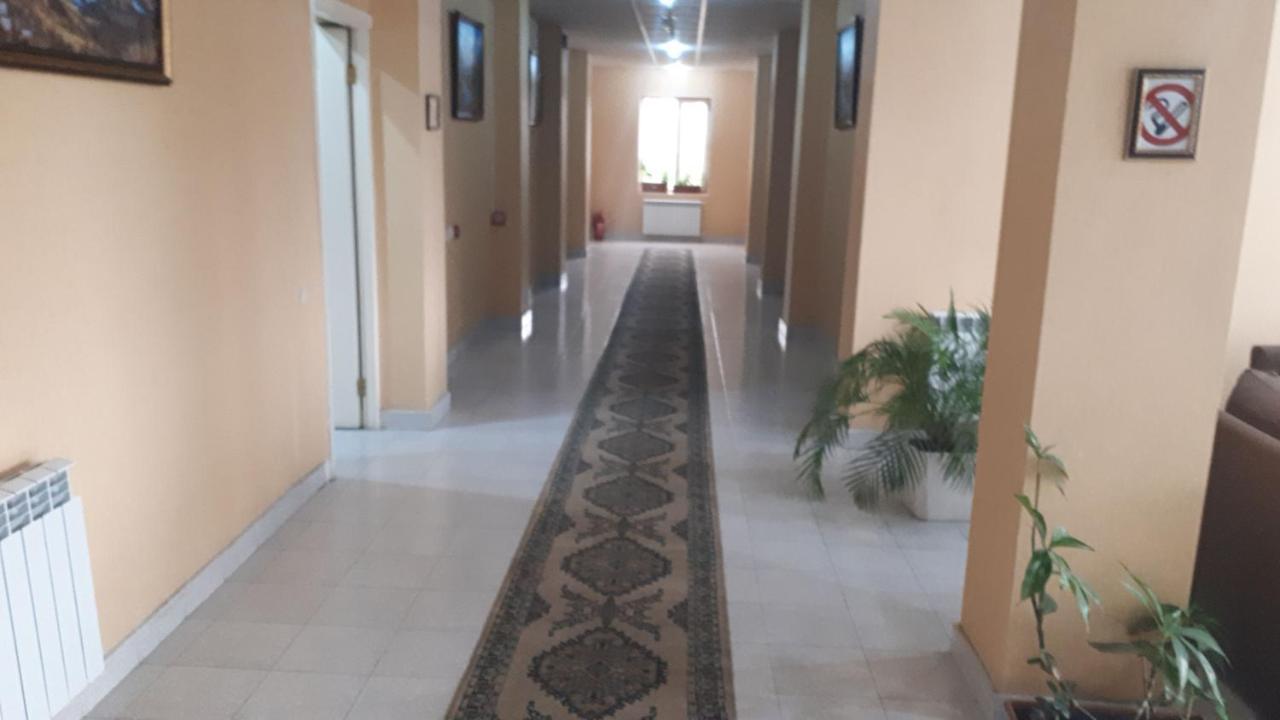 Azpetrol Hotel Gazax Qazax Kültér fotó